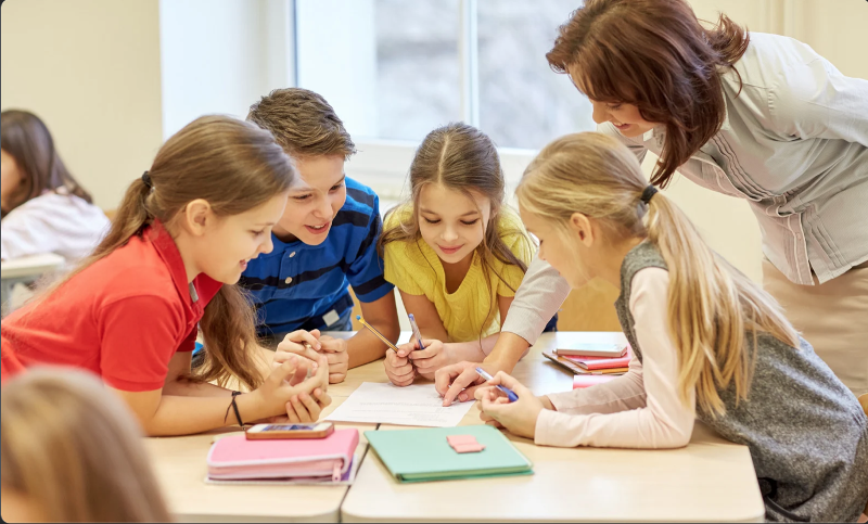 Educazione sessuale nelle scuole, il governo fa marcia indietro